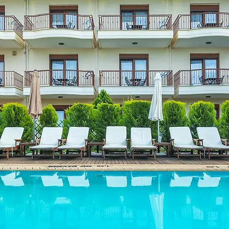 Aparthotel Nereides