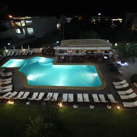Nereides Aparthotel